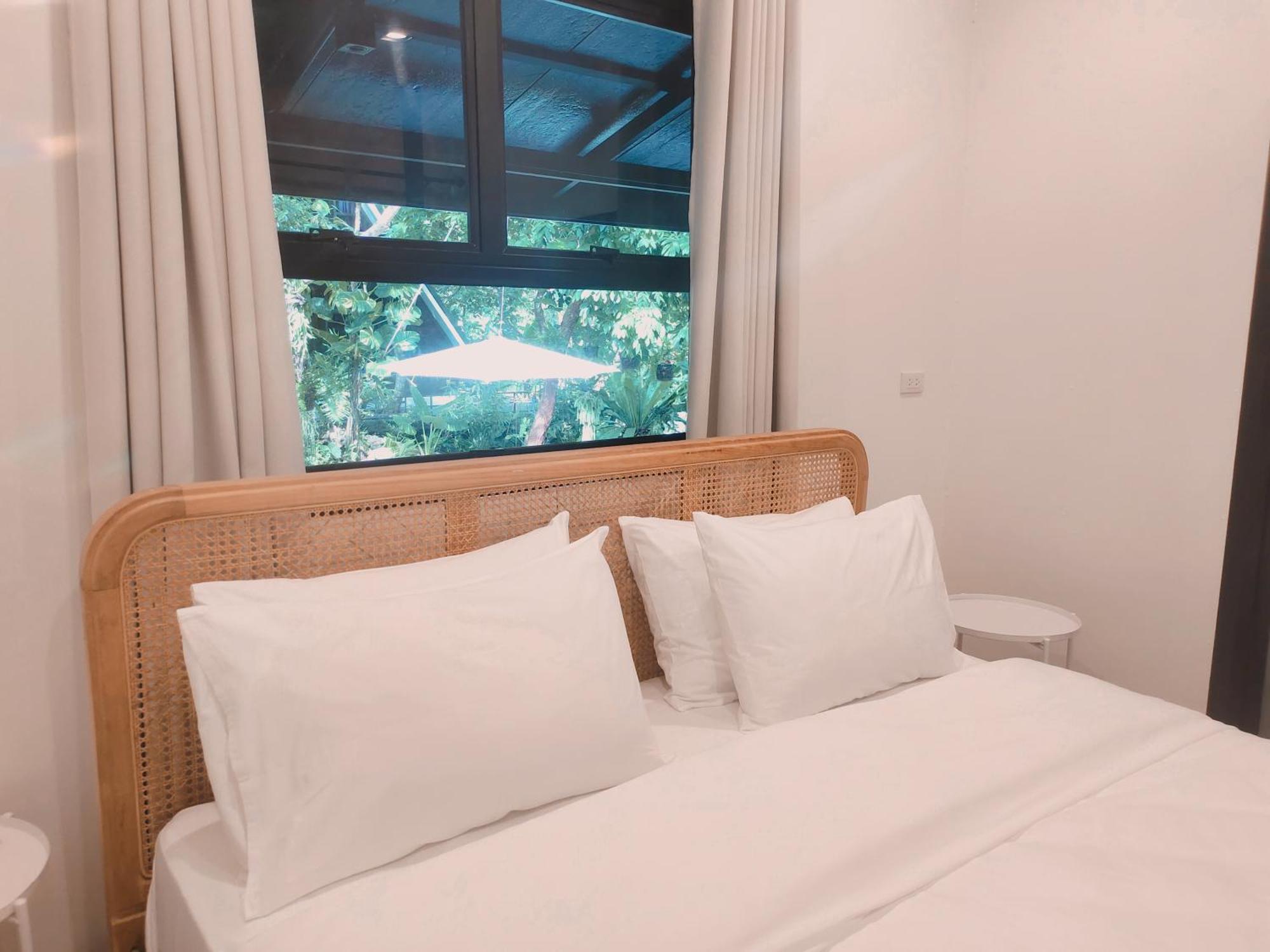 Bed and Breakfast The Creek Haus Landkreis Landkreis Lan Saka Exterior foto